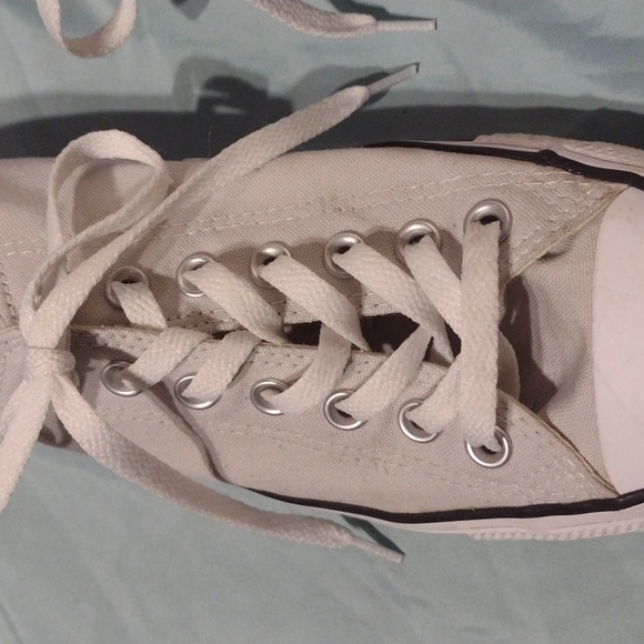 Converse - Picture 3 of 12